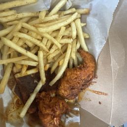 3 Chicken Tenders with fries 3 Chicken Tenders with fries