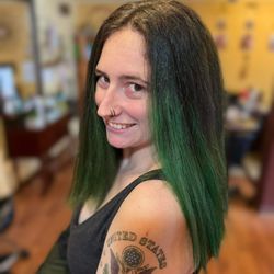 The Mistress and Her Tinkerman Salon - Green