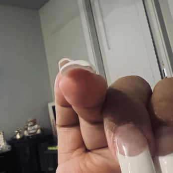 Lavish Nail Bar - Nail Salons Near Me - Euless, Texas