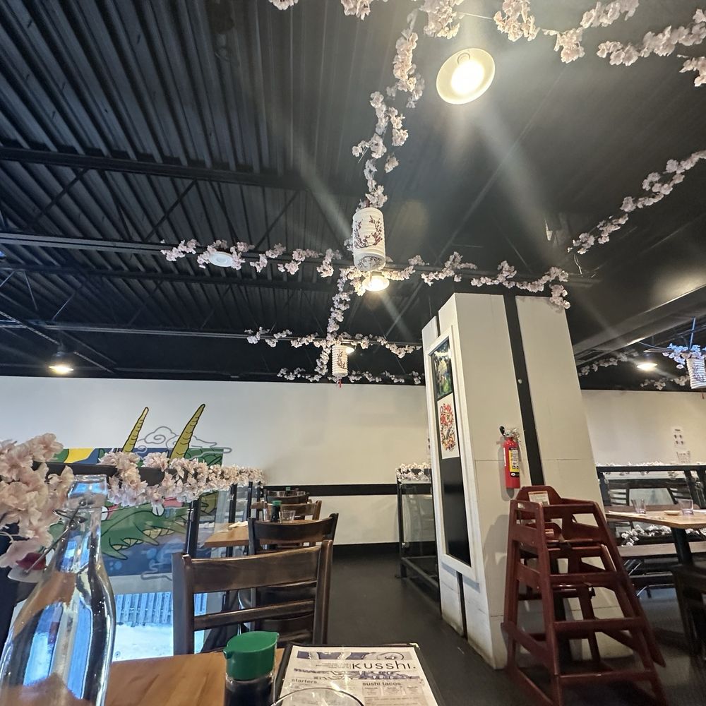 Kusshi - Inside - Sushi Bars Near Me - Vienna, Virginia Kusshi - Inside - Sushi Bars Near Me - Vienna, Virginia