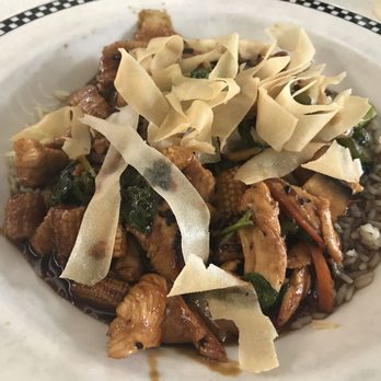 Broad Street Diner - Chicken Stir-Fry - Diners Near Me - Keyport, New Jersey