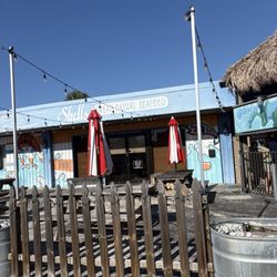 Shells Seafood - Exterior