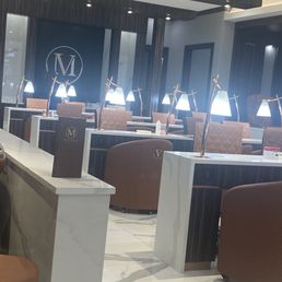Set up for where you'd get your manicure!