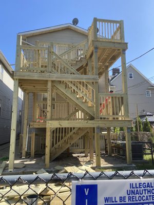 Deck & Patio Carpentry - Transform your outdoor living space into a breathtaking oasis with Journi Construction, Chicago's premier experts in deck and patio carpentry. Elevate your backyard gatherings and create cherished memories with our exquisite craftsmanship and attention to detail. Our skilled team of carpenters will bring your vision to life, designing and building stunning decks and patios that blend seamlessly with your home's architecture. From elegant hardwood to durable composite materials, we offer a wide range of options to suit your style and budget. Experience the Journi difference and enjoy the perfect blend of beauty and functionality for your outdoor retreat. Contact us today and let's embark on a journey towards creating your dream deck or patio in Chicago, Illinois. Deck & Patio Carpentry - Transform your outdoor living space into a breathtaking oasis with Journi Construction, Chicago's premier experts in deck and patio carpentry. Elevate your backyard gatherings and create cherished memories with our exquisite craftsmanship and attention to detail. Our skilled team of carpenters will bring your vision to life, designing and building stunning decks and patios that blend seamlessly with your home's architecture. From elegant hardwood to durable composite materials, we offer a wide range of options to suit your style and budget. Experience the Journi difference and enjoy the perfect blend of beauty and functionality for your outdoor retreat. Contact us today and let's embark on a journey towards creating your dream deck or patio in Chicago, Illinois.