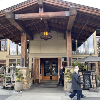 Willows Lodge - Entrance - Hotels Near Me - Woodinville, Washington Willows Lodge - Entrance - Hotels Near Me - Woodinville, Washington