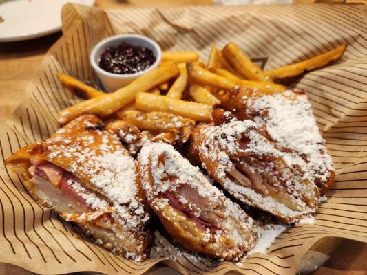 Cheddar's Scratch Kitchen by null