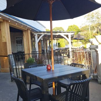Anchor Social - Sit Outside! - Cocktail Bars Near Me - Milford, Connecticut
