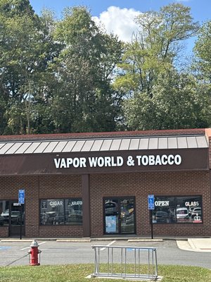 what is the main addictive drug in tobacco Tobacco addiction signs, symptoms, and treatments