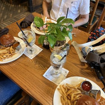 Biltmore Stable Cafe - Pork bbq - American Near Me - Asheville, North Carolina