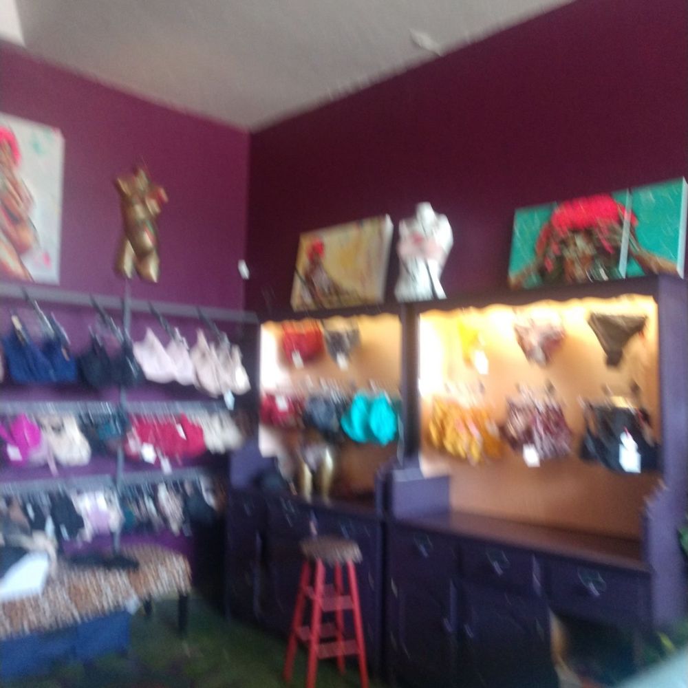 Lucy's Boudoir - Swimwear Near Me - BIxby Knolls, California