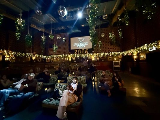 Blackbird Ordinary by null Blackbird Ordinary by null