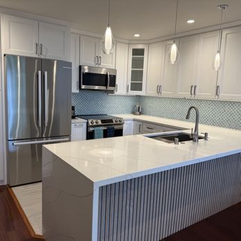 Elegant Construction  - Kitchen remodel - General Contractors Near Me