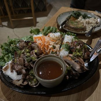 Top Hatters Kitchen and Bar - Grilled meat platter with lemongrass short rib and chicken - Asian Fusion Near Me - San Leandro, California Top Hatters Kitchen and Bar - Grilled meat platter with lemongrass short rib and chicken - Asian Fusion Near Me - San Leandro, California