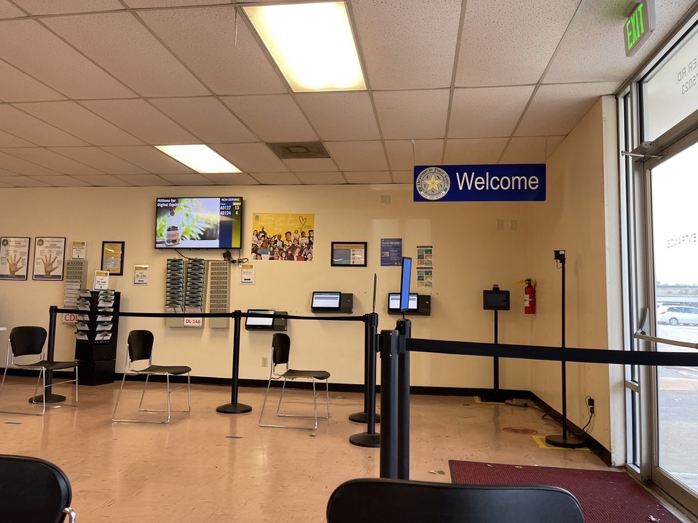 TEXAS DEPARTMENT OF PUBLIC SAFETY Updated October 2024 46 Photos