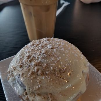 Canopy Road Cafe - Cinnamon roll to rival cinnamon - American Near Me - Jacksonville, Florida Canopy Road Cafe - Cinnamon roll to rival cinnamon - American Near Me - Jacksonville, Florida