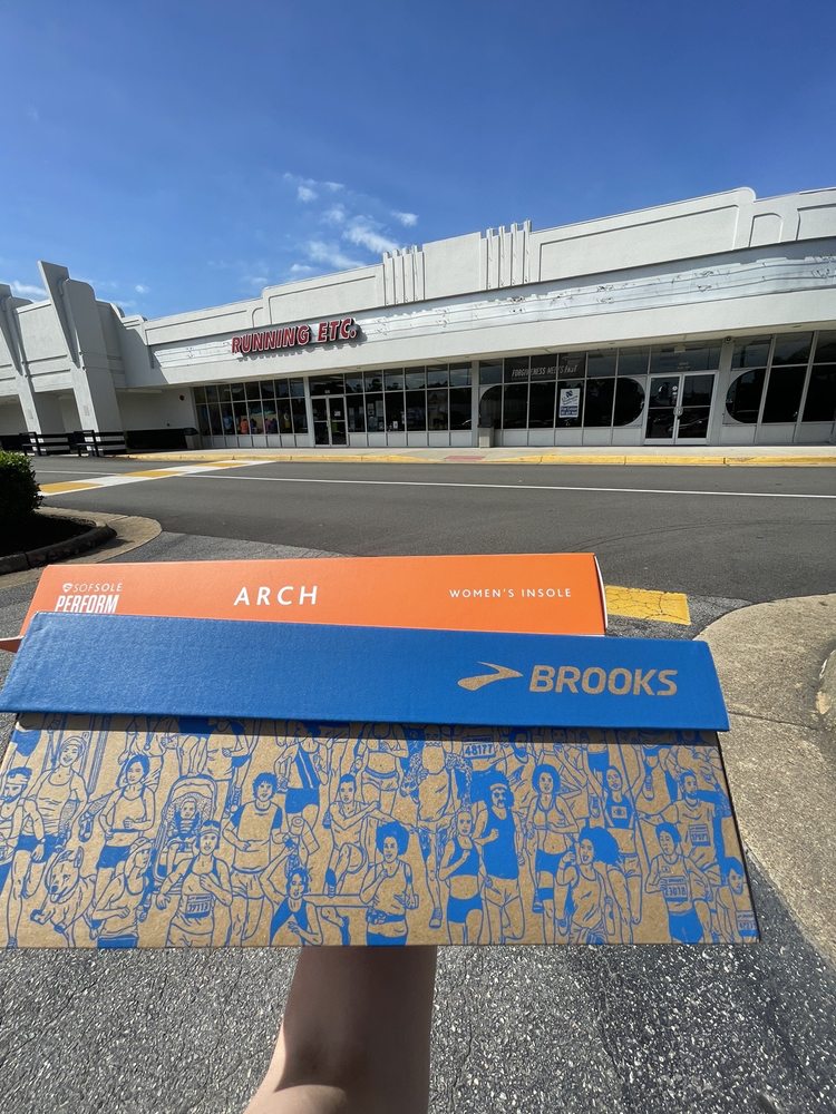 RUNNING ETC Updated September 2024 37 Photos & 42 Reviews 1940