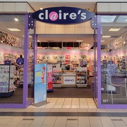 Exterior photo of CLAIRE'S - West Covina, California Exterior photo of CLAIRE'S - West Covina, California