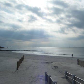 Captain Roger Wheeler State Beach - Beaches Near Me - Narragansett, Rhode Island