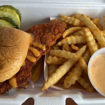 Dave's Hot Chicken - Dave's #4 1 Slider with Fries - Chicken Shop Near Me - Apple Valley, Minnesota Dave's Hot Chicken - Dave's #4 1 Slider with Fries - Chicken Shop Near Me - Apple Valley, Minnesota