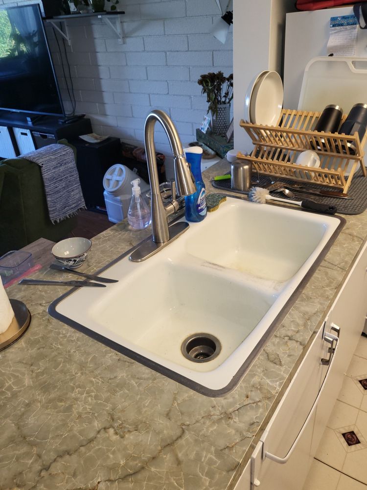 Slide of Golden American Maintenance and Cleaning Services