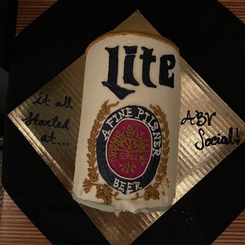 Classy Girl Cupcakes - Chocolate Groom's Cake - Bakeries Near Me - Milwaukee, Wisconsin