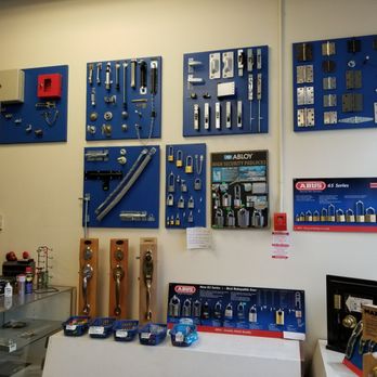 Locksmiths & Safeman Security Hardware - Right wall - Keys & Locksmiths Near Me - Toronto, Ontario Locksmiths & Safeman Security Hardware - Right wall - Keys & Locksmiths Near Me - Toronto, Ontario