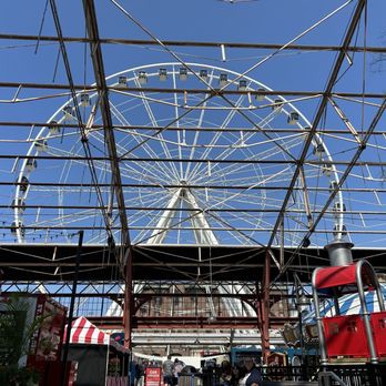 The St. Louis Wheel - Amusement Parks Near Me - Saint Louis, Missouri