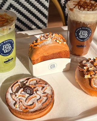 Paris Baguette by null