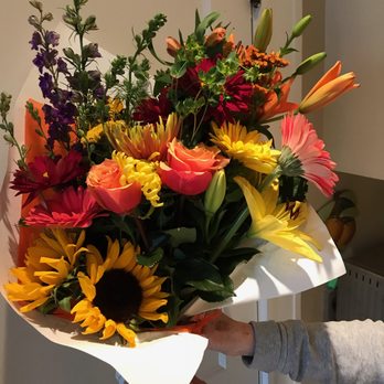 North Shore Fruit Basket - Absolutely beautiful! - Florists Near Me - Salem, Massachusetts North Shore Fruit Basket - Absolutely beautiful! - Florists Near Me - Salem, Massachusetts
