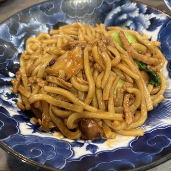 Tasty Moment - Stir fried udon - Shanghainese Near Me - Edison, New Jersey