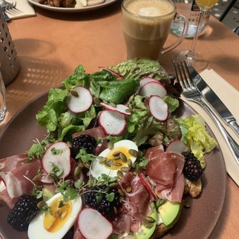 Johnston's Saltbox - Prosciutto toast - New American Near Me - San Carlos, California Johnston's Saltbox - Prosciutto toast - New American Near Me - San Carlos, California