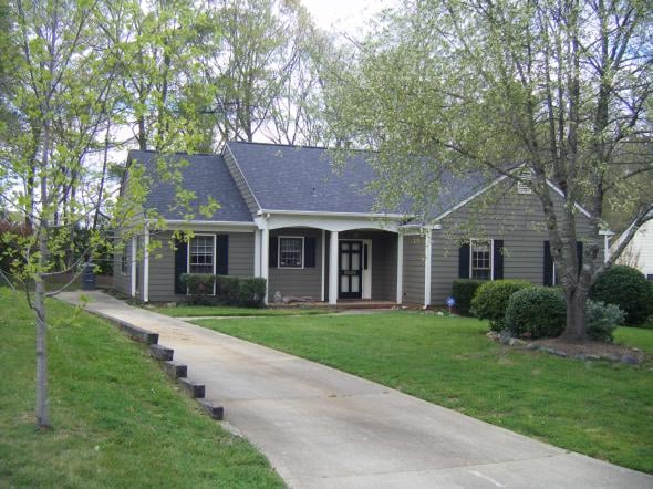 Slide of DR&G Roofing