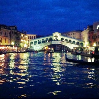 Ponte di Rialto - Landmarks & Historical Buildings Near Me - Venezia, VE Ponte di Rialto - Landmarks & Historical Buildings Near Me - Venezia, VE