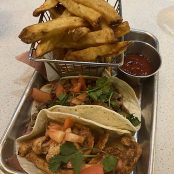 District 7 - CHICKEN AND BEEF SHAWARMA TACOS!! - American Near Me - Houston, Texas District 7 - CHICKEN AND BEEF SHAWARMA TACOS!! - American Near Me - Houston, Texas
