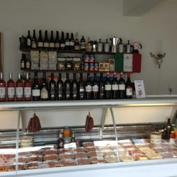 Tonys Pizza - En del af butikken