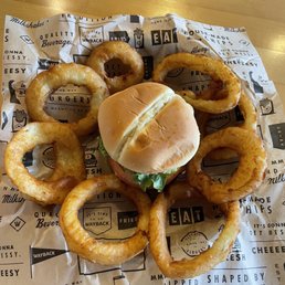 Single Burger with Onion Rings Single Burger with Onion Rings