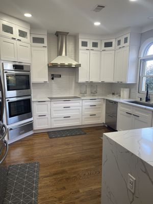 Kitchen Renovation Projects - We provide quality craftsmanship of tile, wood floors installation along with complete kitchen, bathroom and basement renovations. Kitchen Renovation Projects - We provide quality craftsmanship of tile, wood floors installation along with complete kitchen, bathroom and basement renovations.