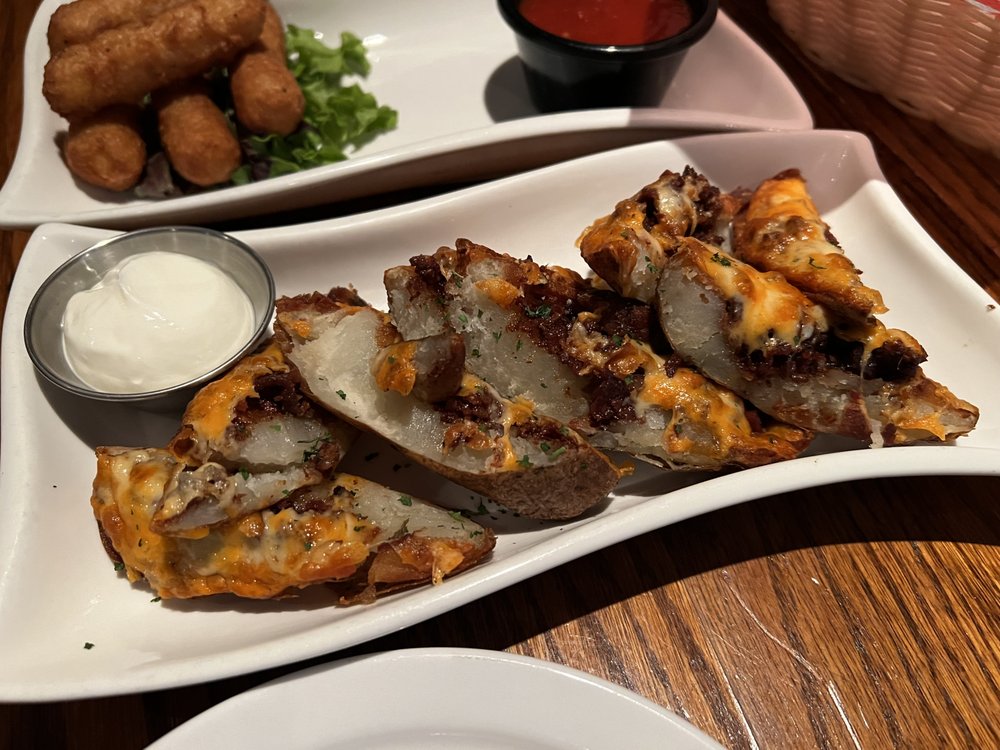 The Cat & the Fiddle Logo