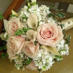Flowers By Maria - Brides Bouquet