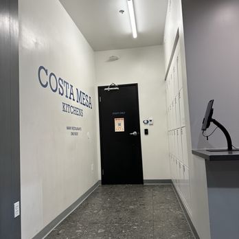 Mimi Chicken Rice - where you wait in the ghost  kitchen - Health Markets Near Me - Costa Mesa, California