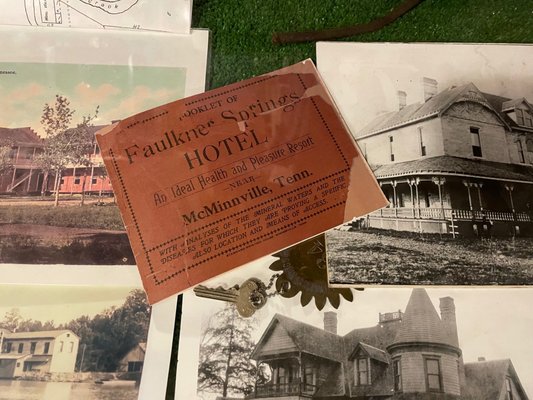 Falcon Rest Mansion & Gardens by null