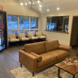 Legacy Dental - Waiting Room