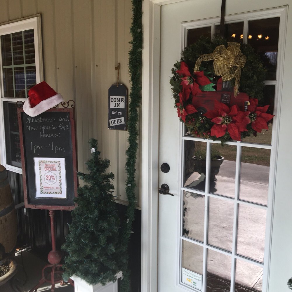 Douglas Vineyards - Wine Tasting Room Near Me - Kannapolis, North Carolina