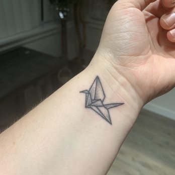 Deluxe Tattoo - Tattoo Near Me - Chicago, Illinois