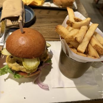 Dust Cutter - Burger - Bars Near Me - Phoenix, Arizona
