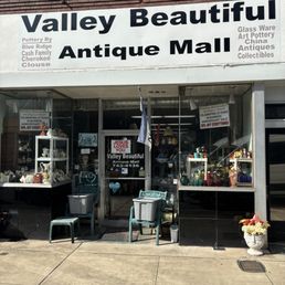 Exterior outside entrance of Valley Beautiful Antique Mall - Antique Mall - Erwin, Tennessee Exterior outside entrance of Valley Beautiful Antique Mall - Antique Mall - Erwin, Tennessee