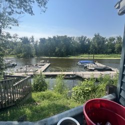 River Rats Bar and Grill - Plenty of docks