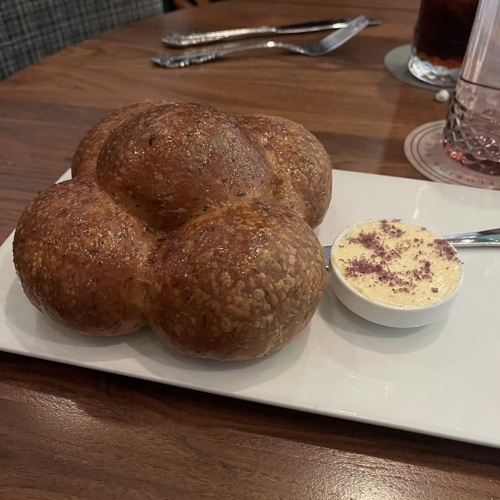 The Chapman - The focaccia rolls! Probably the best thing we had! - Lounges Near Me - Winter Park, Florida