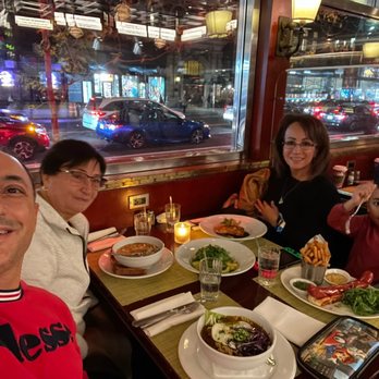 Brooklyn Diner USA - Ramen soup, hot dog, salmon and chicken soup - Diners Near Me - New York, New York Brooklyn Diner USA - Ramen soup, hot dog, salmon and chicken soup - Diners Near Me - New York, New York