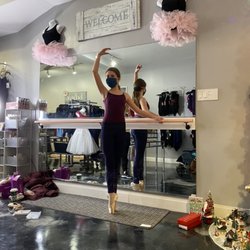 Plie Dancewear - Schedule your pointe shoe fitting with us!